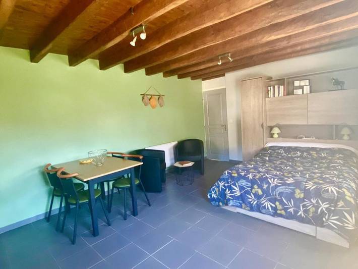 Location de vacances pour 2 personnes, avec terrasse à Latouille-Lentillac - 2