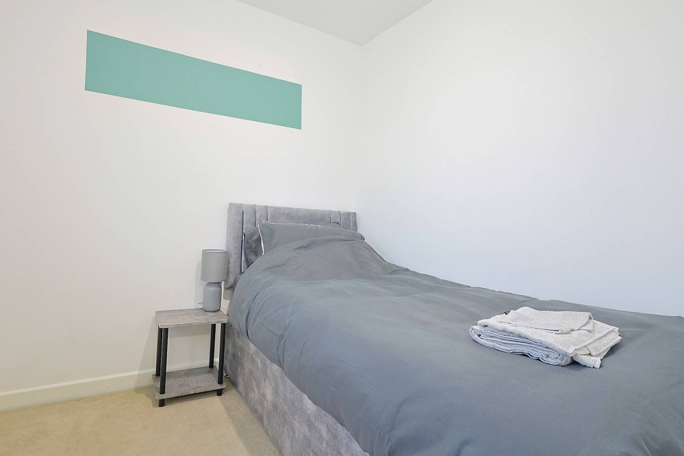 Manchester 3-Beds, Sleeps 6 with On-site Parking in Manchester, Greater Manchester