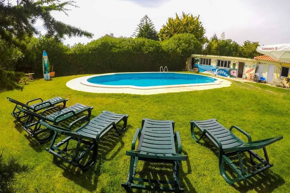 Bnb für 24 Personen in Carcavelos, Costa Azul