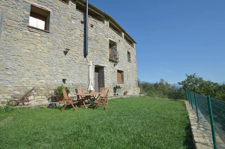 Holiday home for 6 people, with view and terrace as well as garden, with pets - 1