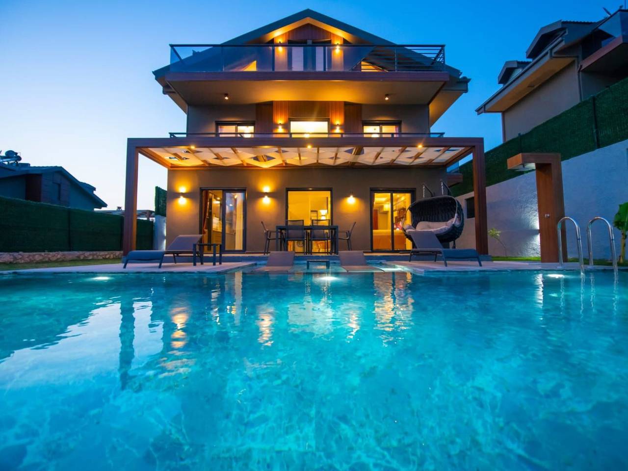 Casa de vacaciones para 8 personas con piscina in Fethiye, Muğla