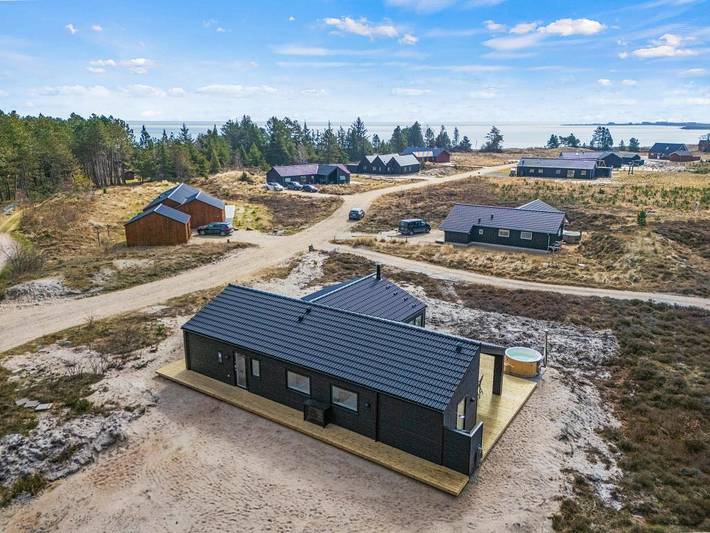 Villa für 10 Personen, mit Sauna und Ausblick sowie Balkon/Terrasse, mit Haustier in Biikebrennen