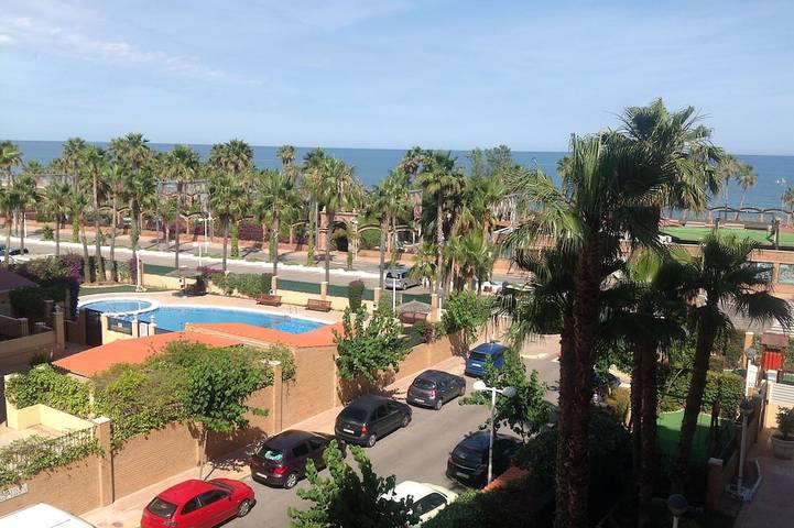 Apartamento de vacaciones para 6 personas, con balcón además de piscina y jardín - 1