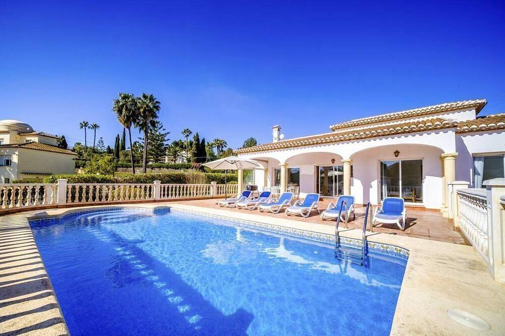 Casa vacanza a Jávea a partire da 306€ a notte