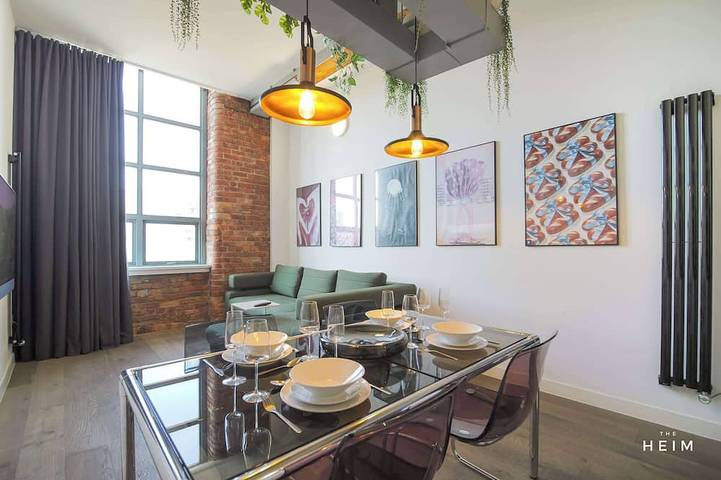 Glamping for 4 people in Manchester