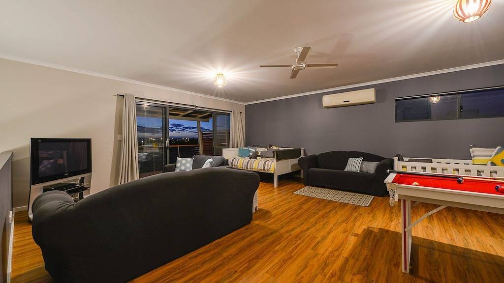 27 Osprey Way - Beobachten Sie den Sonnenaufgang oder setzen Sie sich auf die 2 oberen Decks in Exmouth, Western Australia