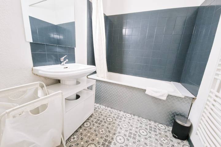 Studio entier, #L8 | Le Montorge 🚠| Studio hyper-centre | Tout équipé in Grenoble, Isère