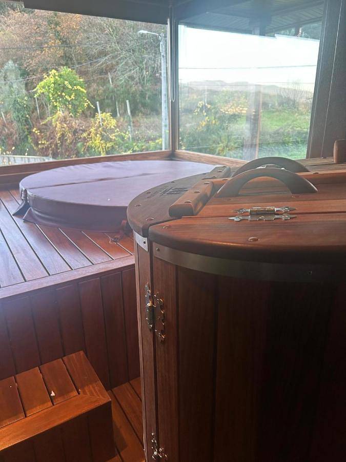 Location de vacances pour 5 personnes, avec piscine et sauna ainsi que jardin et jacuzzi dans Ponte da Barca - 2