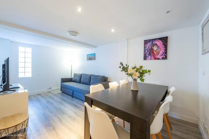 Gîte pour 6 personnes, avec Terrasse à Noisy-le-Grand