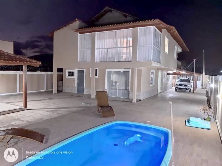 Casas e apartamentos de temporada para 6 pessoas, com piscina e vista, com animais de estimação em Rio das Ostras