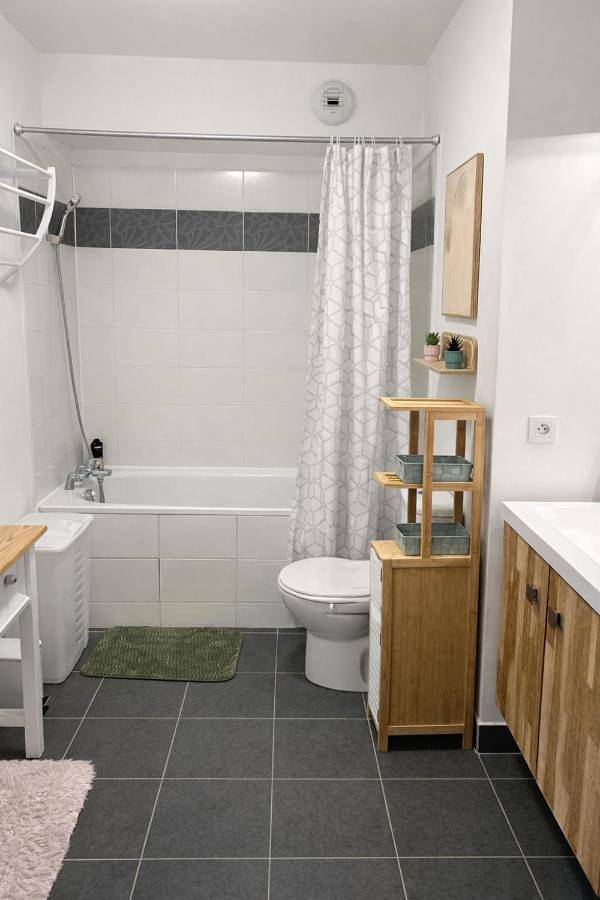 Gîte pour 3 personnes, avec terrasse et vue à Ferrières-en-Brie - 2