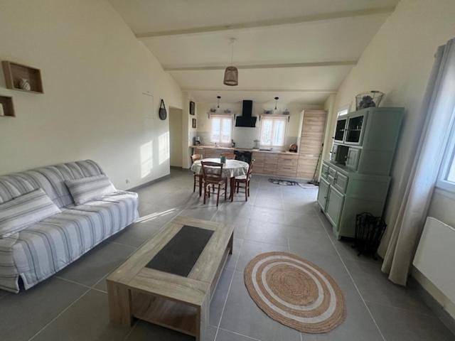 Maison d’hôte pour 10 personnes, avec jacuzzi et terrasse ainsi que piscine et jardin, animaux acceptés à Épargnes - 2