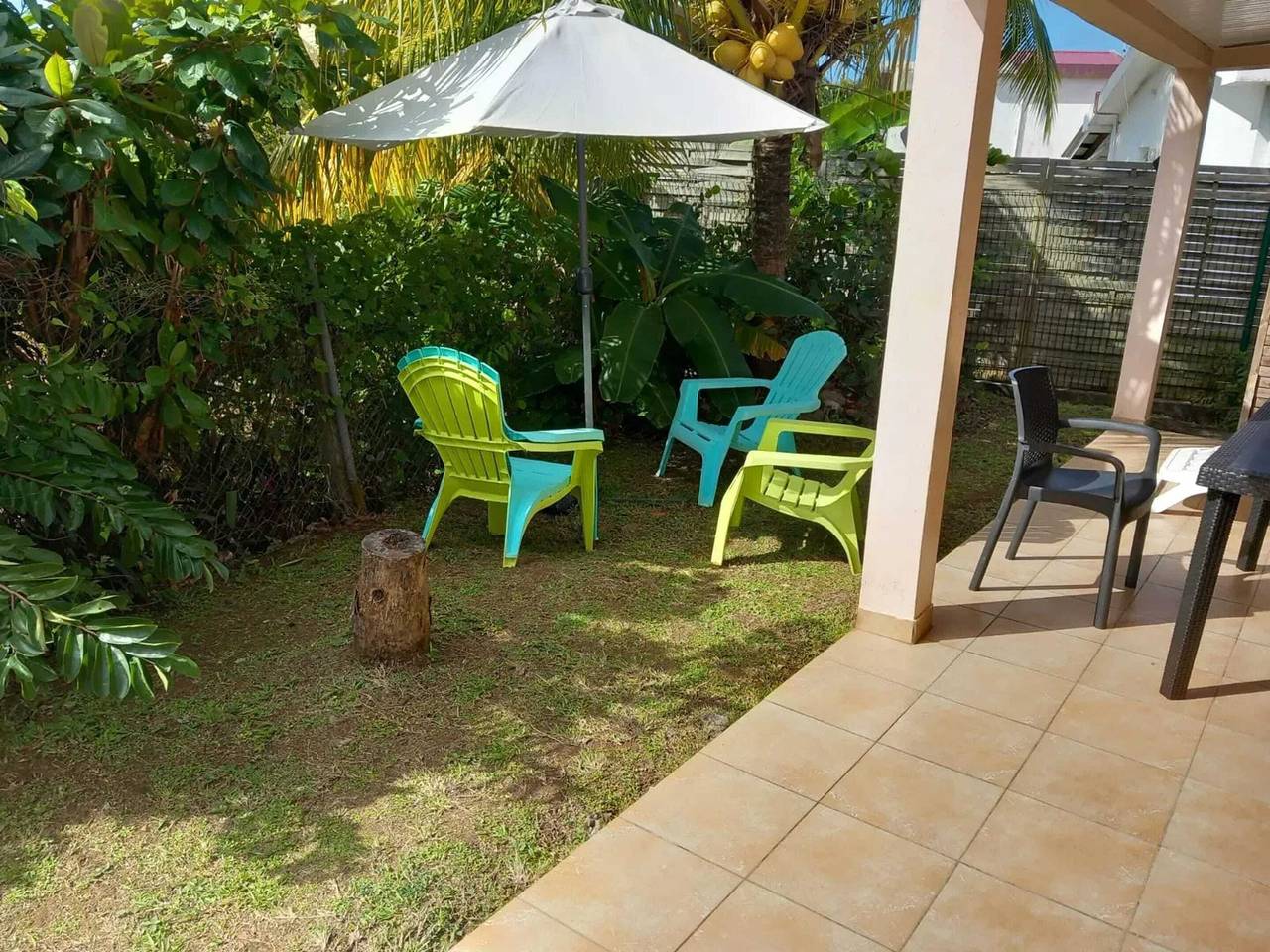 Angenehmes Haus in Sainte-Luce mit eingezäuntem Garten in Sainte-Luce, Martinique