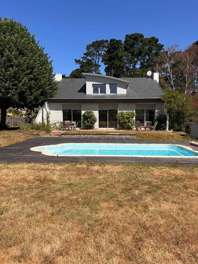Villa pour 11 personnes, avec terrasse et piscine, animaux acceptés - 1