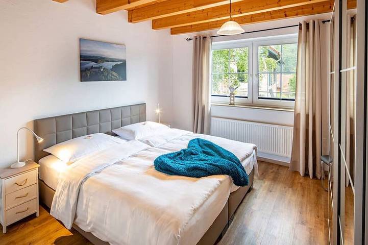 Ferienhaus für 6 Personen, mit Sauna und Balkon am Edersee - 2