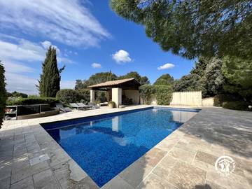 Gîte pour 5 personnes, avec jacuzzi et piscine ainsi que jardin et sauna à Villemoustaussou