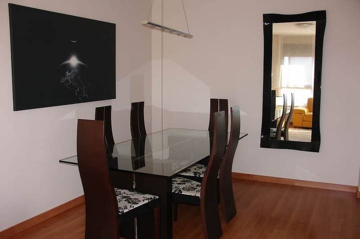 Gîte pour 4 personnes, avec balcon à Faura