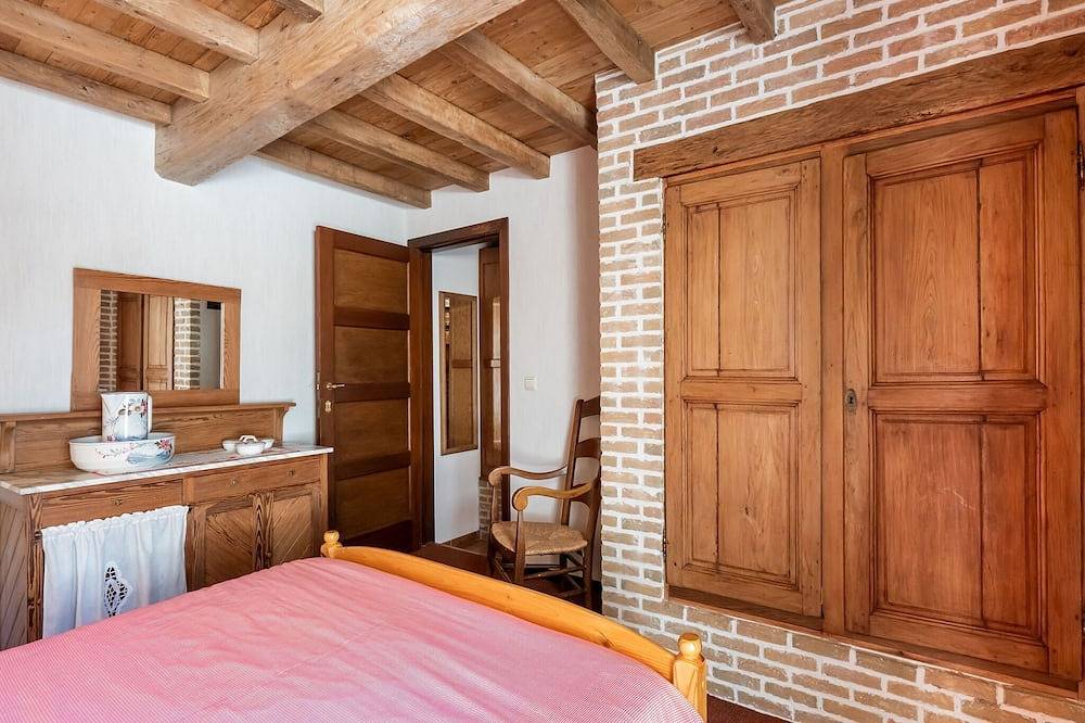 Boerderij in Beveren bij strand en tuin in Beveren (Oost-Vlaanderen), Alveringem