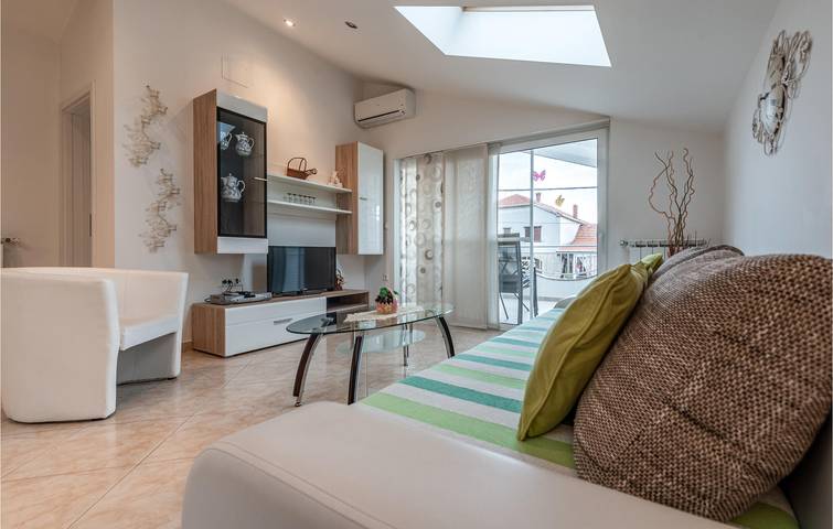 Ferienwohnung für 4 Personen, mit Terrasse und Pool, mit Haustier in Zadar (Kommun) - 3