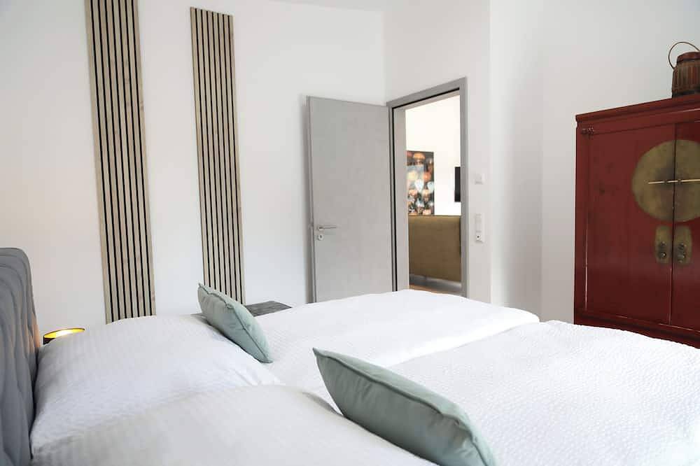 Ganze Wohnung, Penthouse mit Whirlpool, 2 Balkonen und traumhaftem Moselpanoramablick in Burg Eltz, Treis-Karden