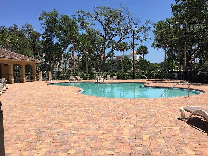 Vacation rental for 6 people, with hot tub and balcony as well as pool in Palm Coast
