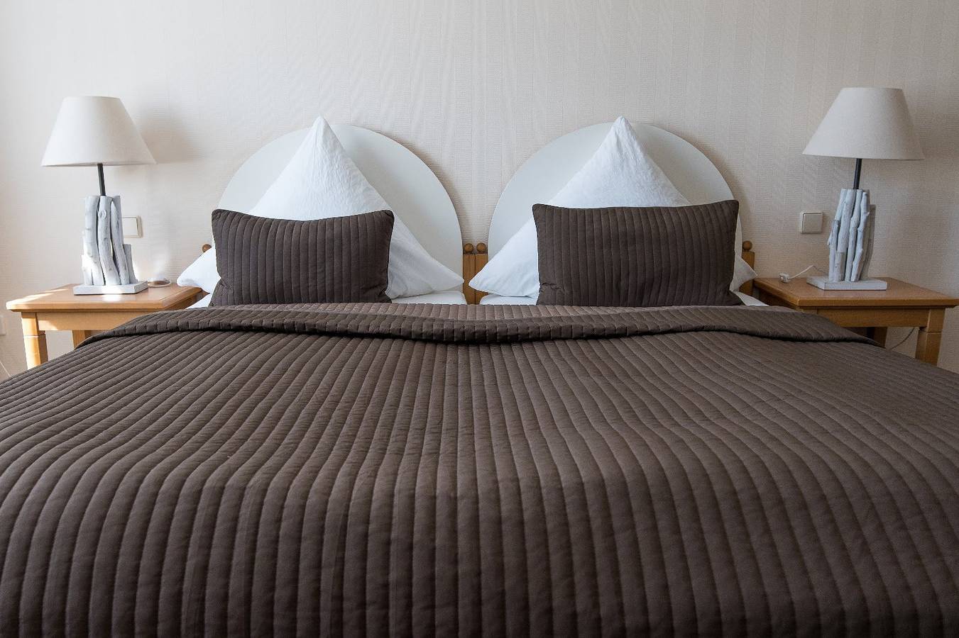 Ganze Ferienwohnung, Hotel Restaurant "Thüringer Hof" - Doppelzimmer in Bad Frankenhausen, Region Kyffhäuser