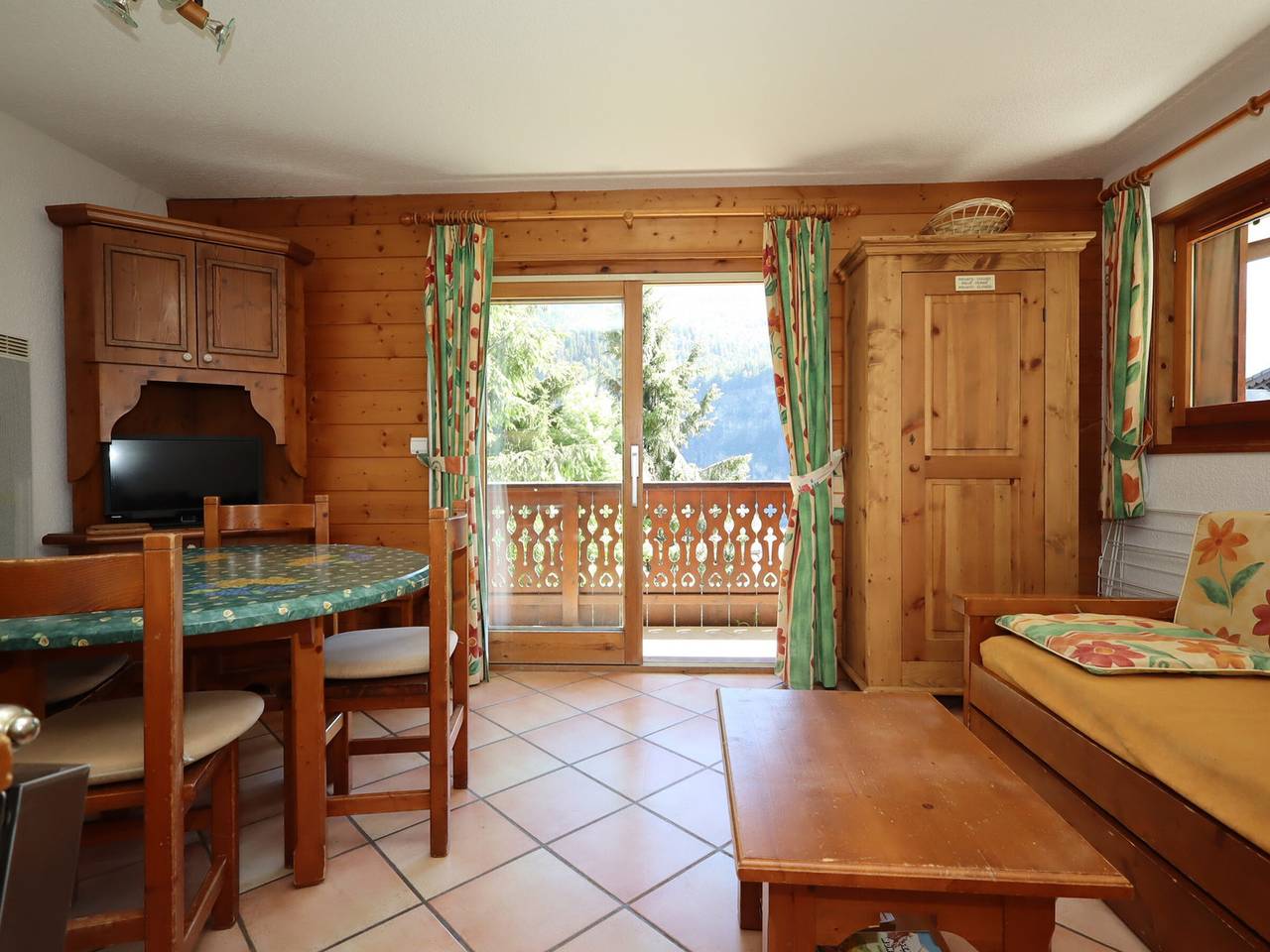 Appartement entier, Appartement cosy 5 pers, accès pistes, animaux admis in Les Houches, Massif du Mont-Blanc
