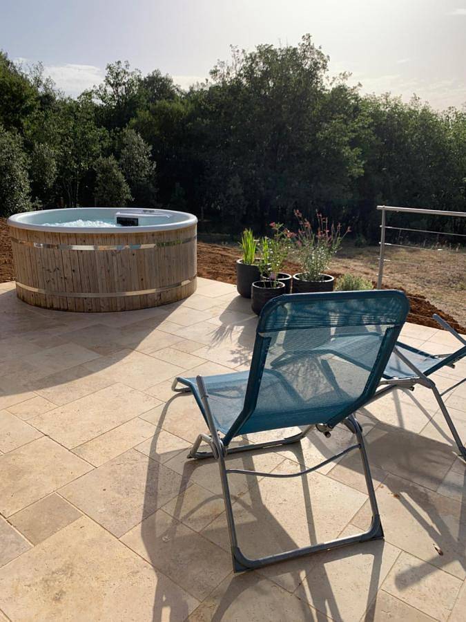 Location de vacances pour 8 personnes, avec jardin et vue, animaux acceptés à Orliaguet - 2