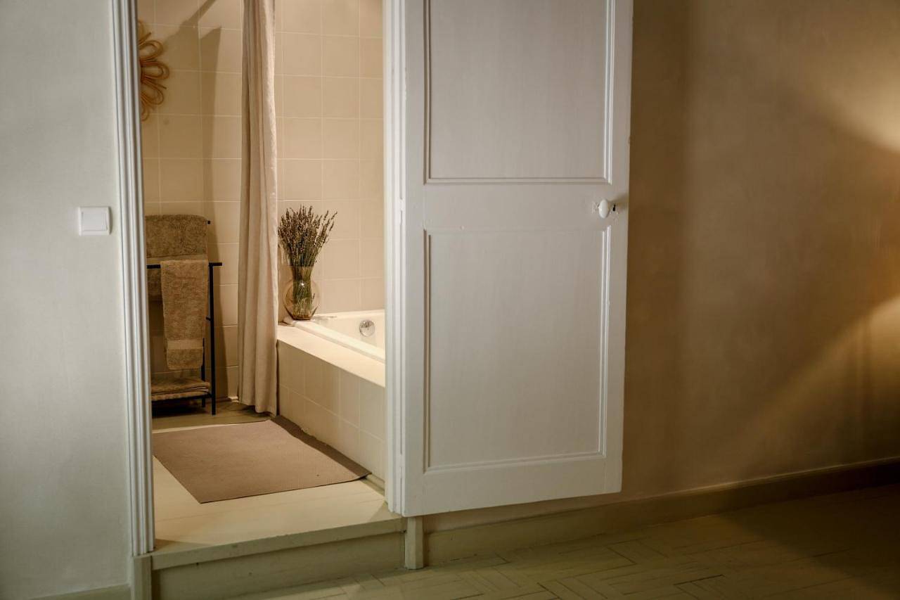 Suite Immersion in Tarascon, Région d'Arles