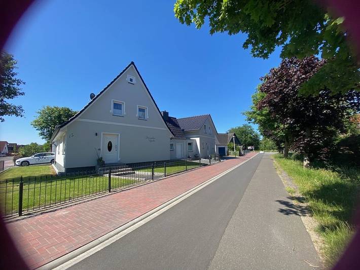 Gemütliche Balkonwohnung mit Küche, nur wenige Schritte vom Strand „Watt’n Insel“ entfernt! in Büsum, Kreis Dithmarschen