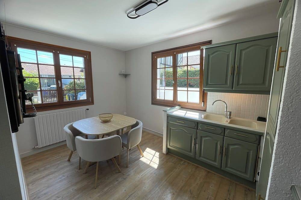 Maison 6 Couchages, 200m de la Plage in Benerville-sur-Mer, Lisieux region