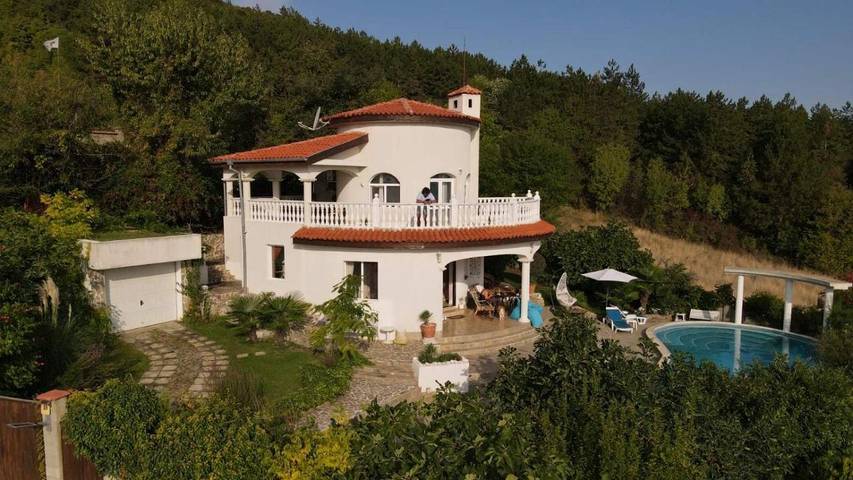 Villa pour 7 personnes, avec vue et piscine ainsi que sauna et jardin, animaux acceptés en Bulgarie - 3