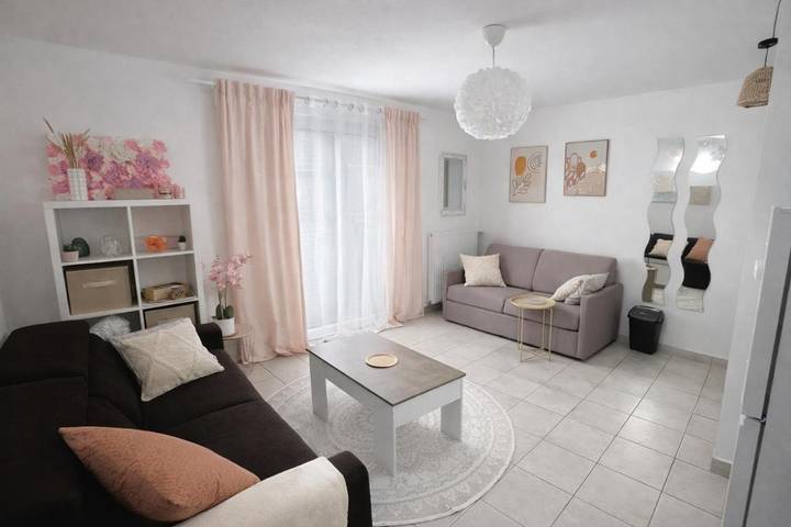 Gîte pour 4 personnes, avec balcon et vue à Ferrières-en-Brie