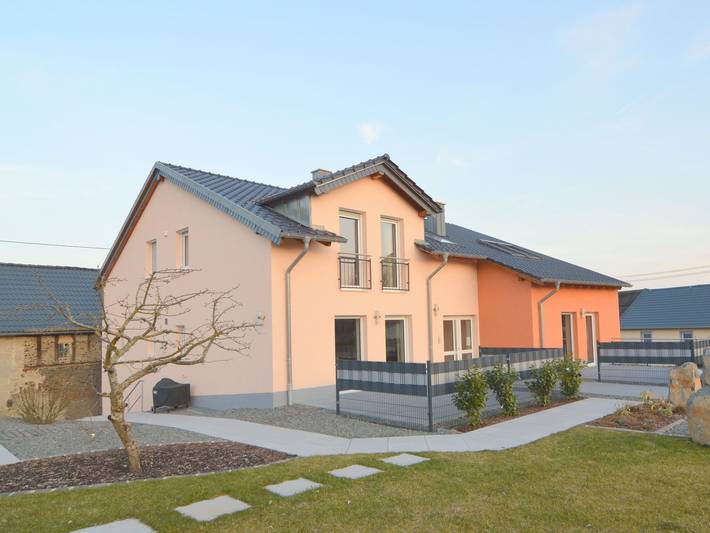 Ferienhaus für 4 Personen, mit Garten und Terrasse