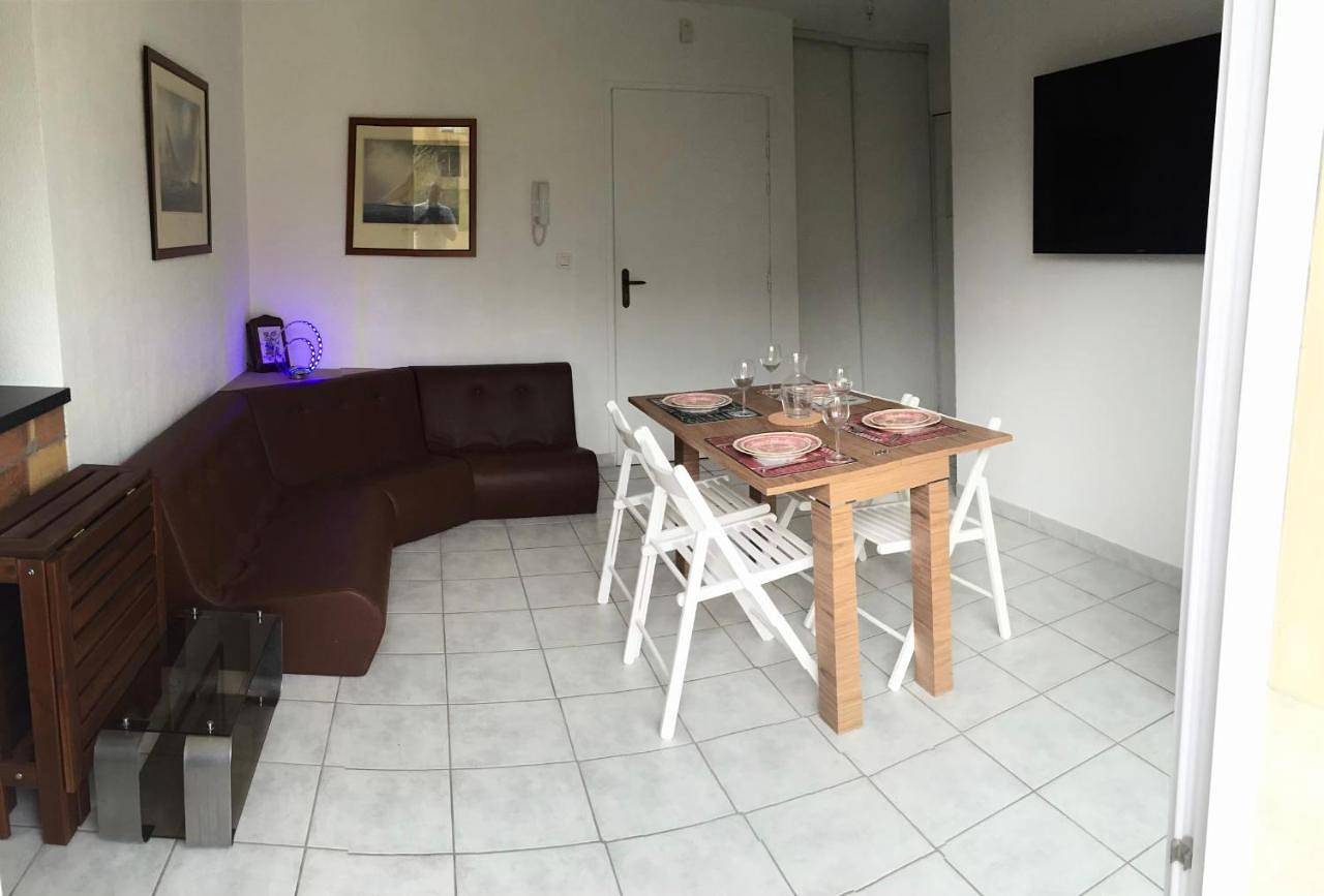 Appartement entier, Two-Bedroom Apartment in Touques, Région de Lisieux