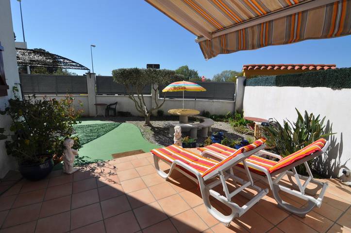 Casa rural para 6 personas, con jardín y terraza, Se admiten mascotas en Alt Empordà - 4