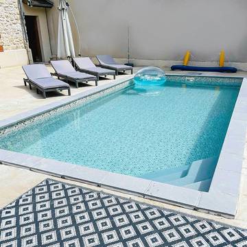 Gîte pour 4 personnes, avec jardin et piscine à Val-de-Vesle