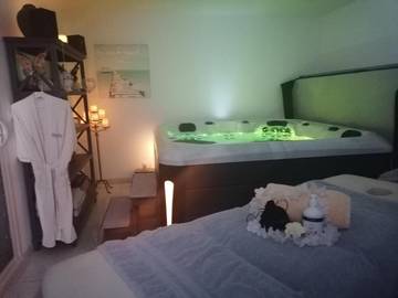 Chambre d’hôte pour 2 personnes, avec jardin ainsi que terrasse et jacuzzi dans Villeneuve-en-Retz