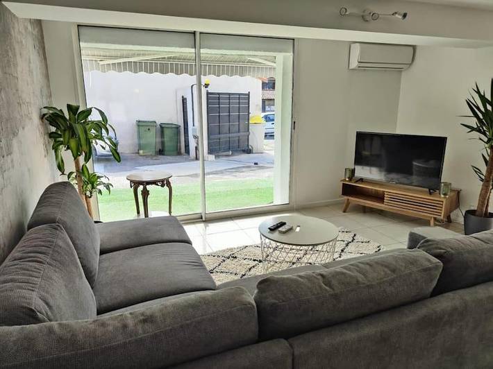 Gîte pour 4 personnes, avec jacuzzi et terrasse à Vitrolles - 3