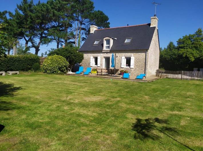 Maison de vacances pour 4 personnes, avec terrasse et jardin à Plomeur