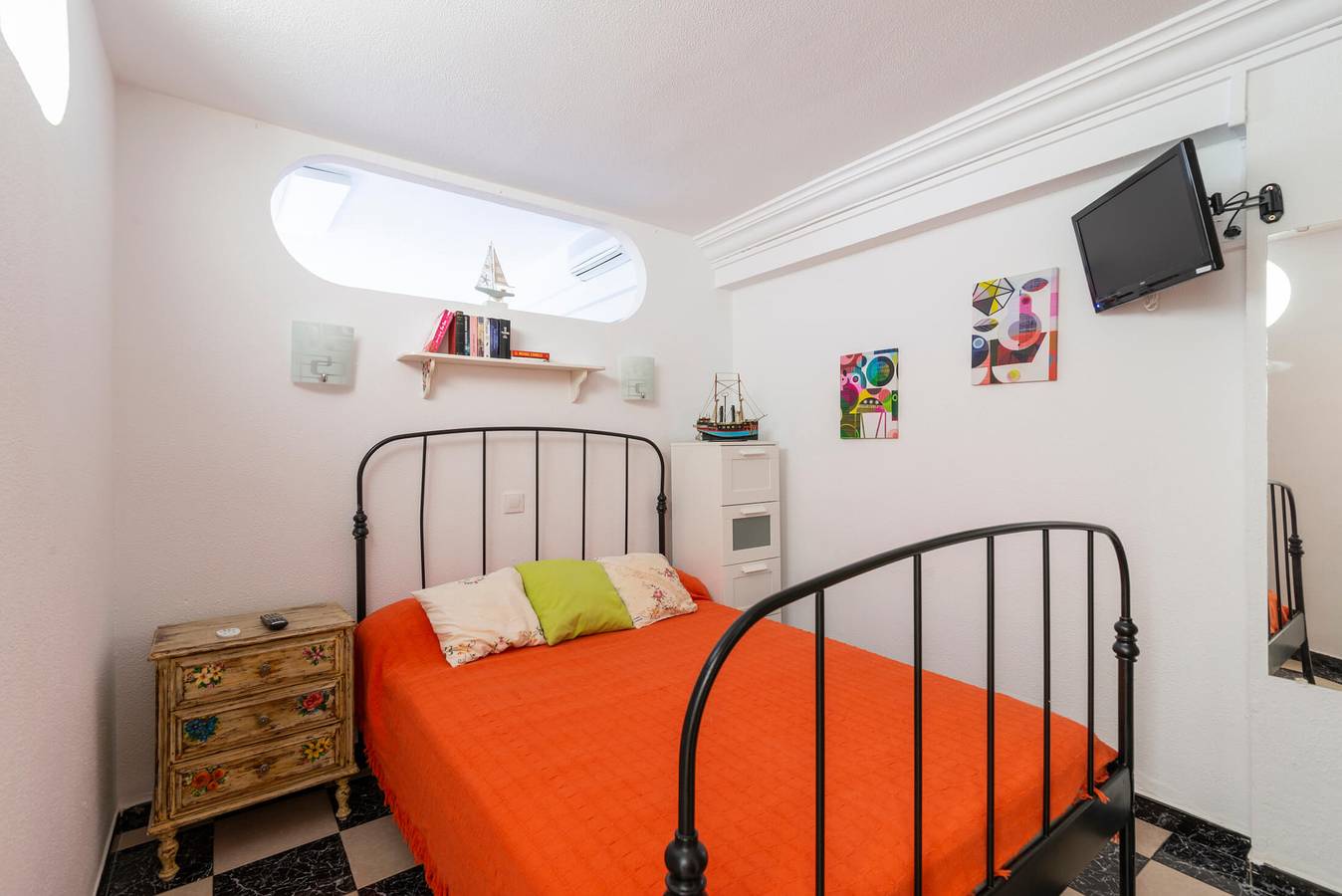 Entire apartment, Lightbooking San Agustin Las Flores in San Agustin, San Bartolomé de Tirajana