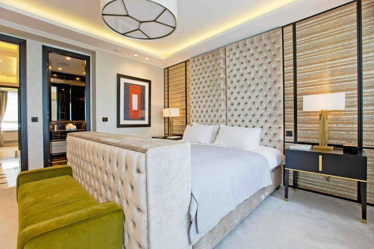 Three-Bedroom Villa in Barcelona Zentrum, Barcelona