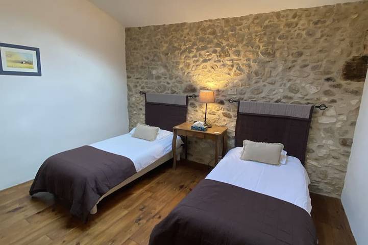 Location de vacances pour 8 personnes, avec jardin et piscine à Sorèze - 3