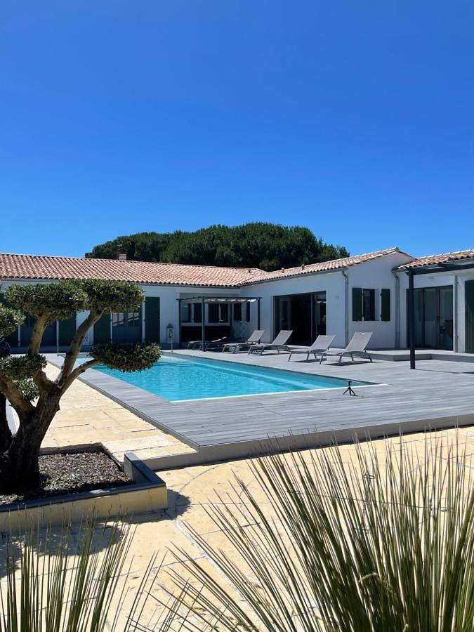 Le 36 Maison d'hôtes Piscine & Spa in La Flotte, Île de Ré
