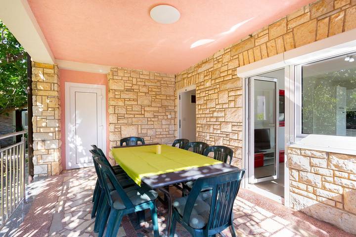 Gîte pour 8 personnes, avec Terrasse et Jardin à Medulin - 2