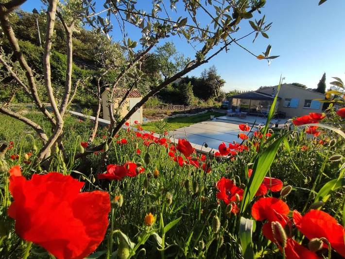 Villa pour 7 personnes, avec jardin et piscine