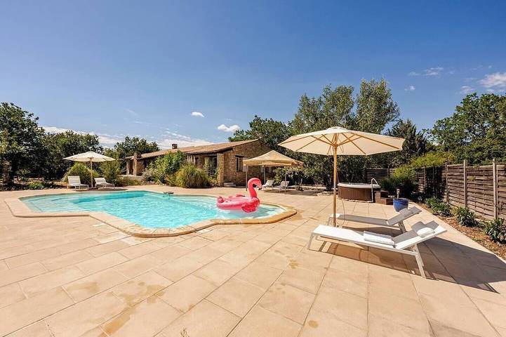 Villa pour 6 personnes, avec jardin à Gordes