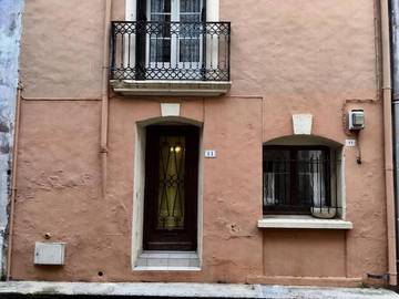 Gîte pour 6 personnes, avec vue et balcon à Saint-Thibéry