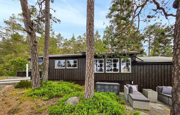 Ferienhaus für 10 Personen mit Garten in Nissedal
