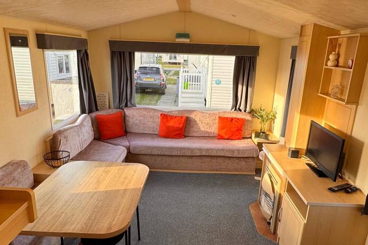 Holiday rental for 8 people, with pool, with pets in Rhyl